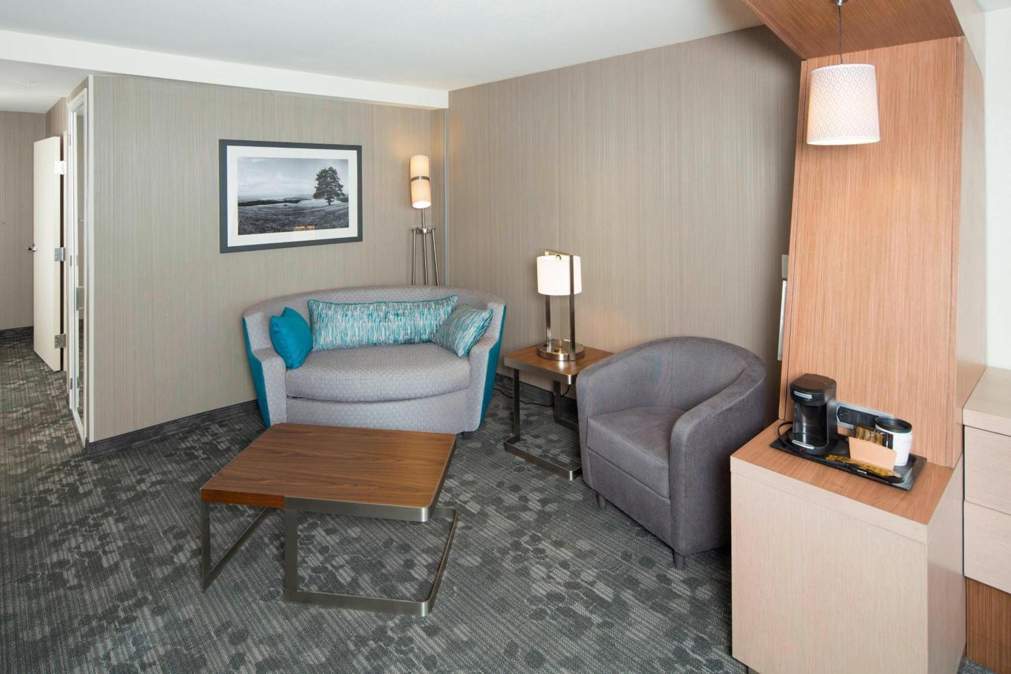Courtyard By Marriott Dallas Midlothian At Midlothian Conference Center Eksteriør billede