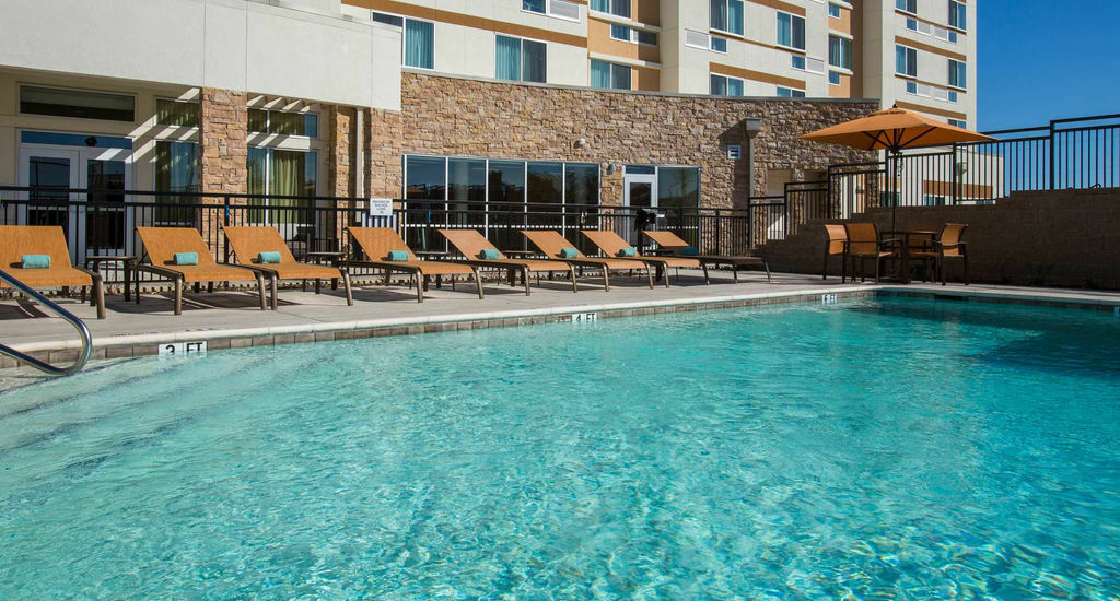 Courtyard By Marriott Dallas Midlothian At Midlothian Conference Center Eksteriør billede